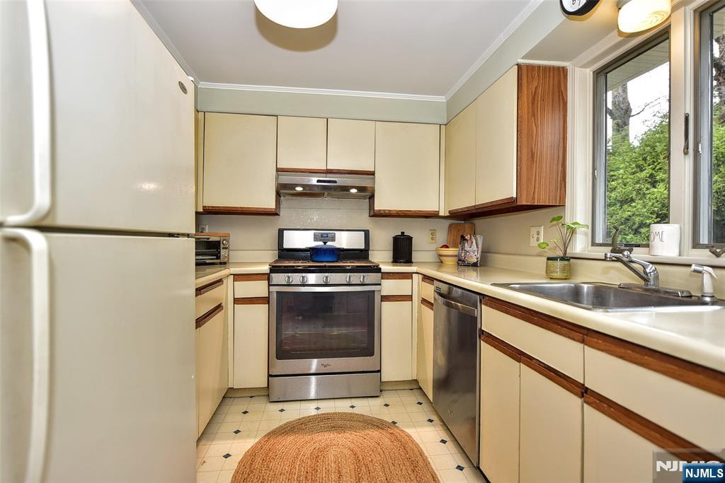 314 Canterbury Drive