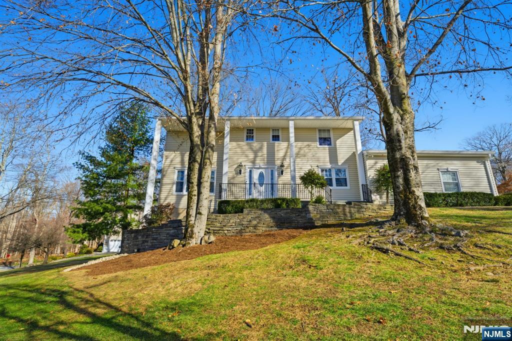 119 Herrick Road - Photo 2