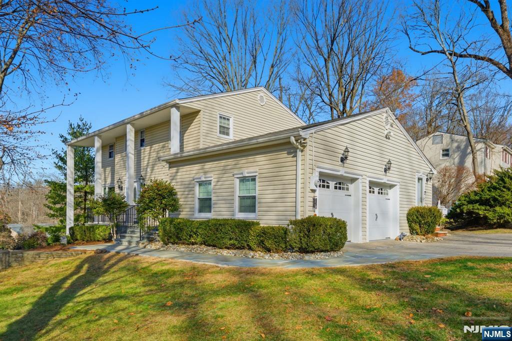 119 Herrick Road - Photo 3