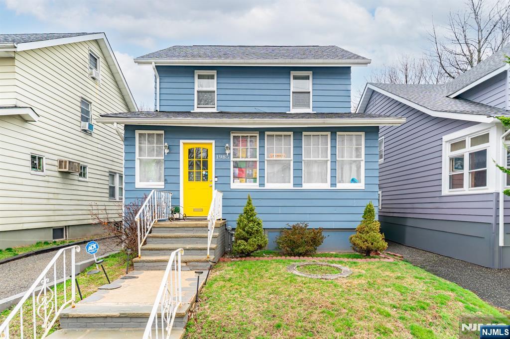 1985 Ostwood Terrace