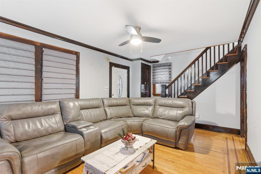 1985 Ostwood Terrace