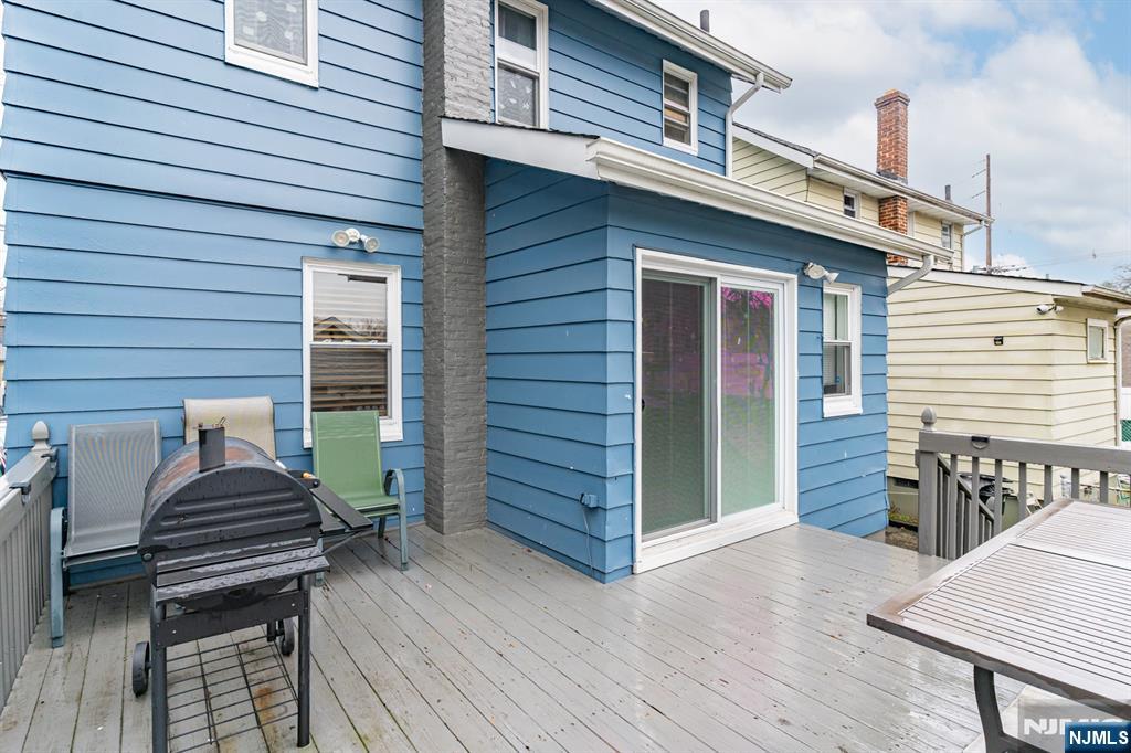 1985 Ostwood Terrace