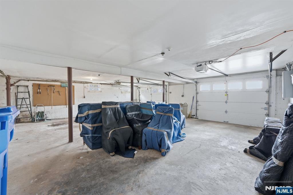 258 Highwood Avenue