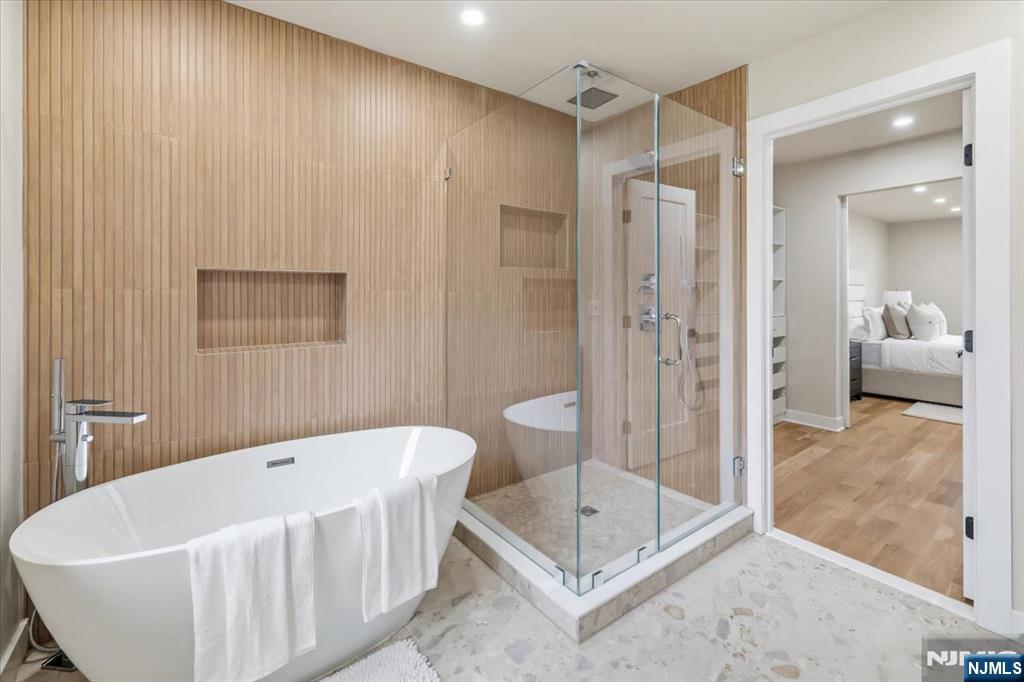 370 French Court, Teaneck, NJ 07666 Listing Photo  21
