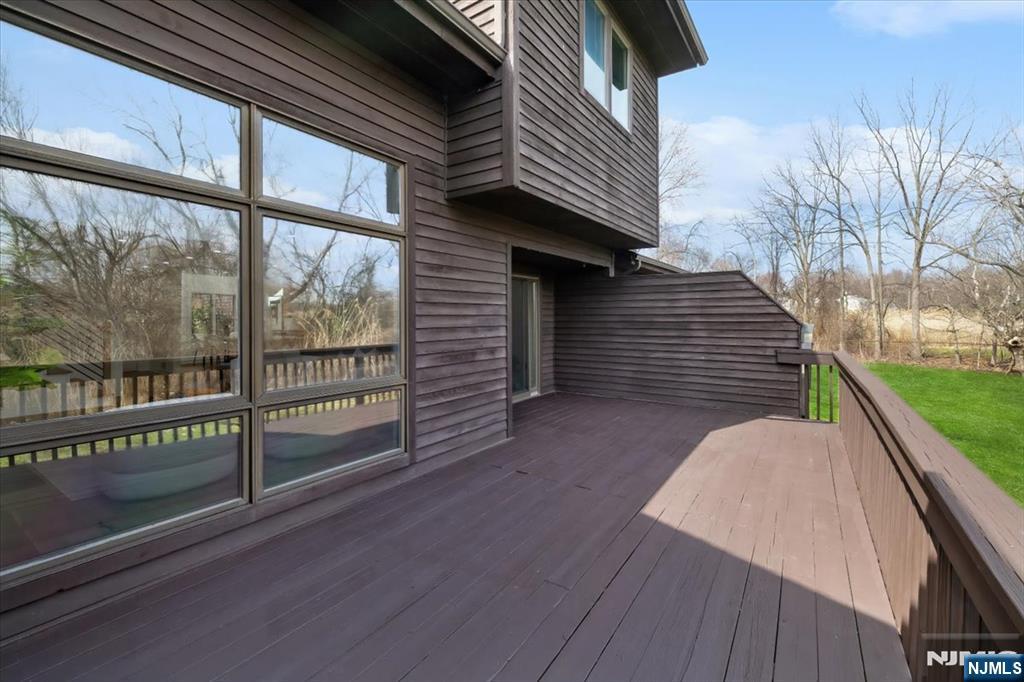 370 French Court, Teaneck, NJ 07666 Listing Photo  31