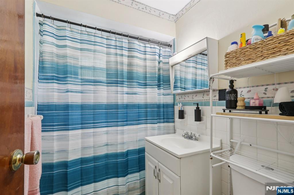 6107 Palisade Avenue