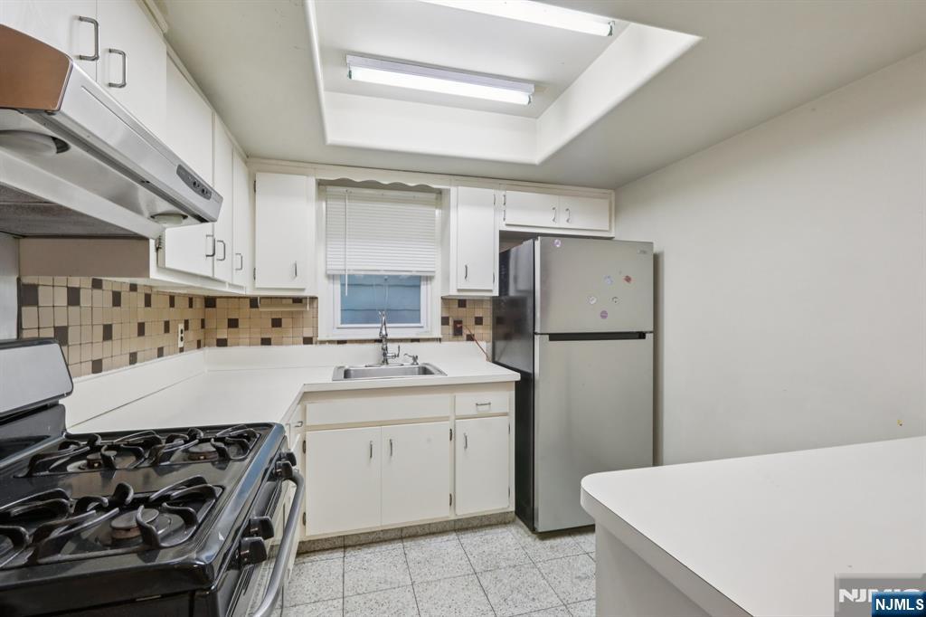 6107 Palisade Avenue