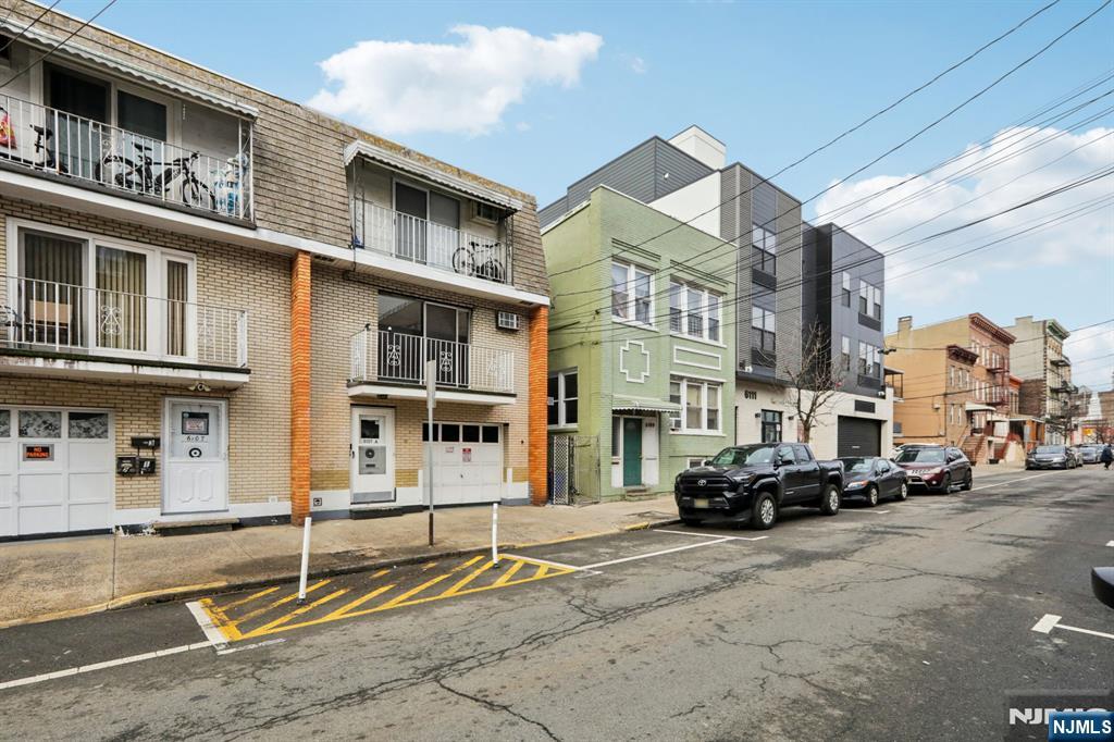 6107 Palisade Avenue