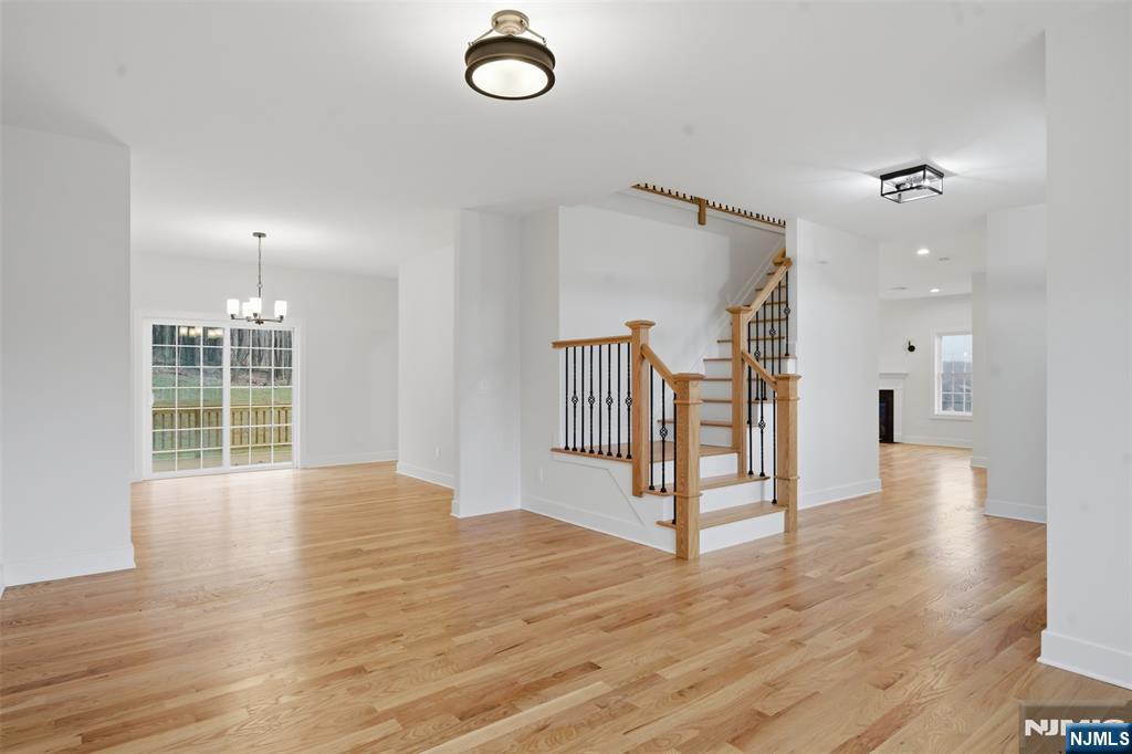 16 McDonald Court - Photo 3