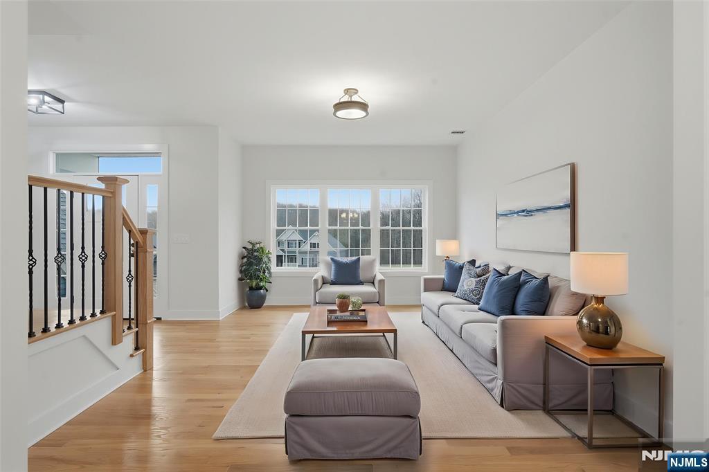 16 McDonald Court - Photo 5