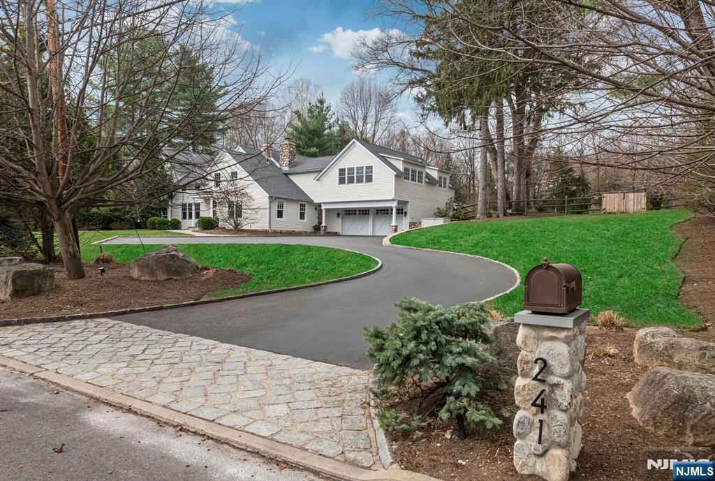 90 Columbus Drive, Tenafly, NJ, 07670