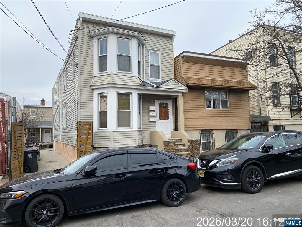 38 Delancy Street