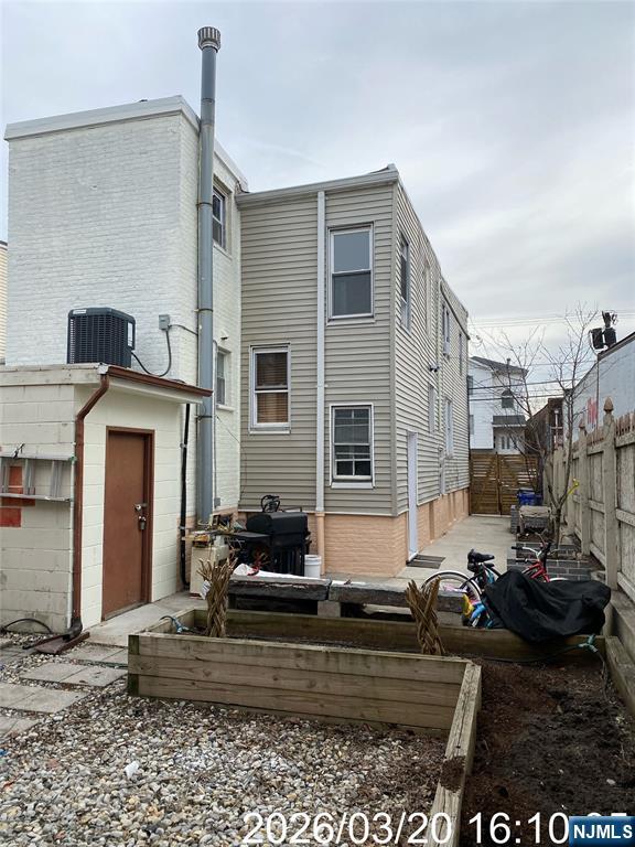 38 Delancy Street - Photo 4