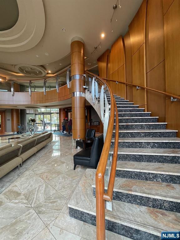 8100 River Road #602