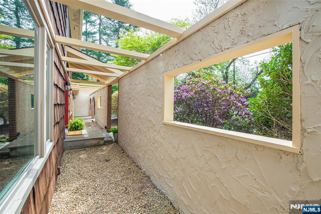 23 Powell Drive - Photo 3