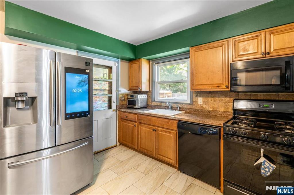 Homes for sale in Little Falls, NJ | 2 Francisco Ave, Little Falls, NJ 07424 | MLS# 26010092