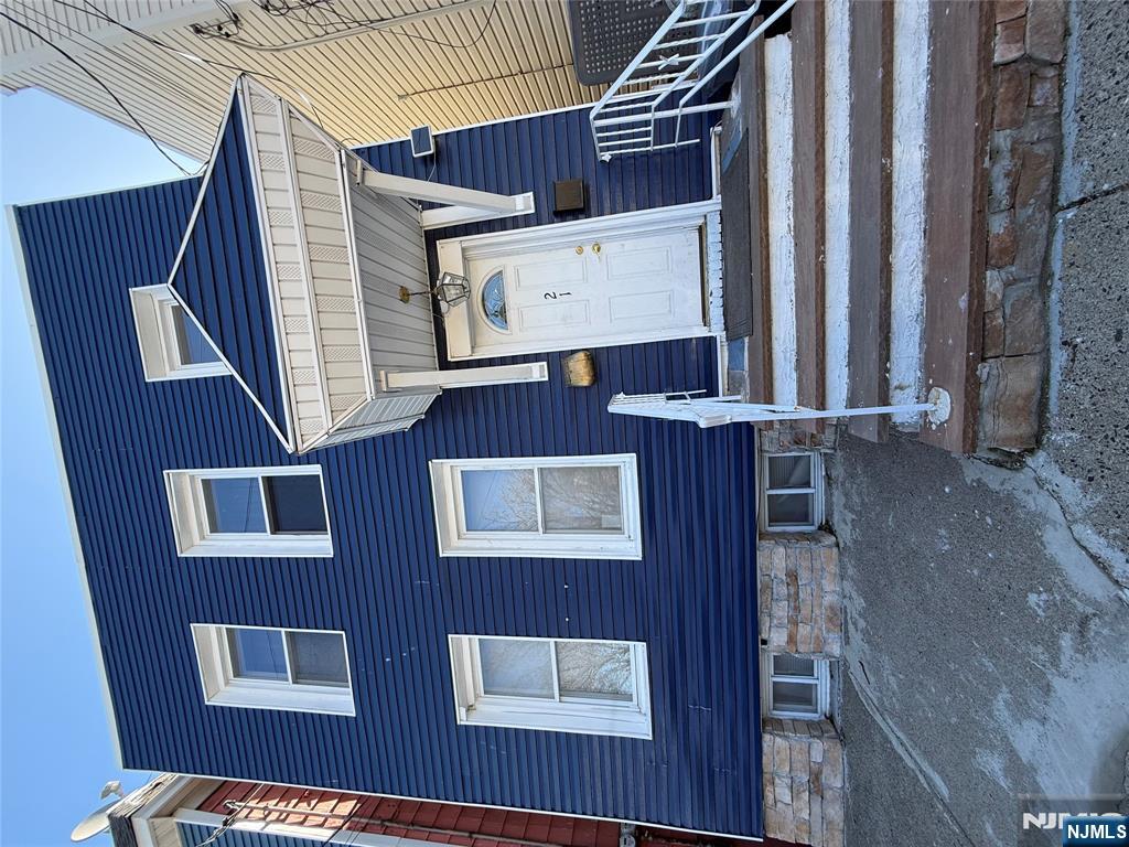 21 Summer Street - Photo 1