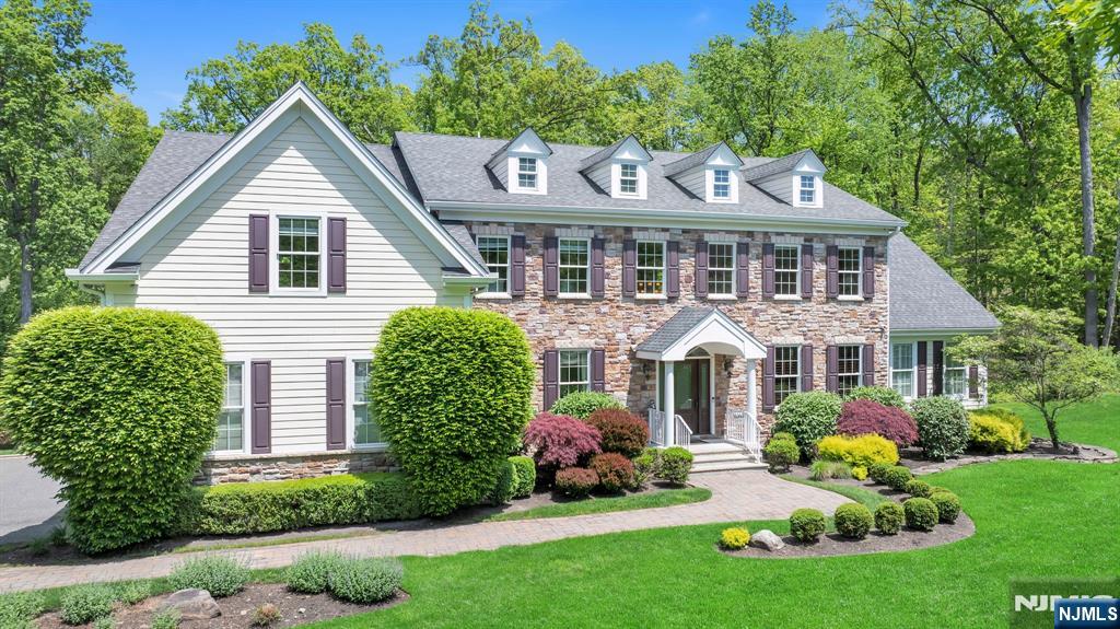 28 Arbor Road - Photo 3