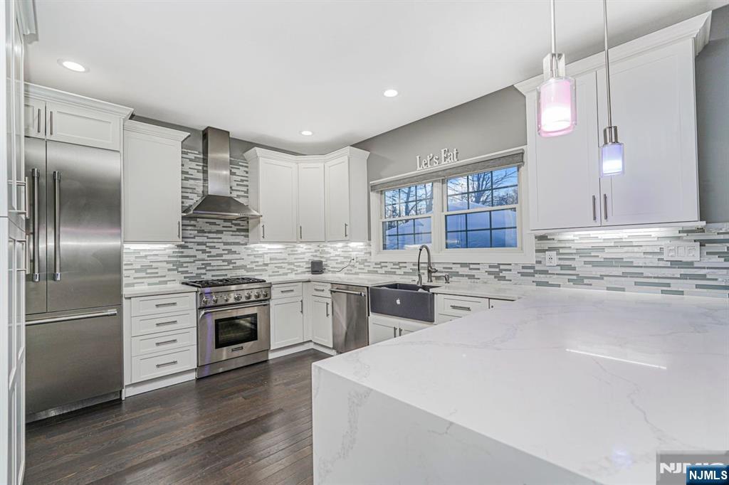 171 Pleasant Avenue - Photo 5