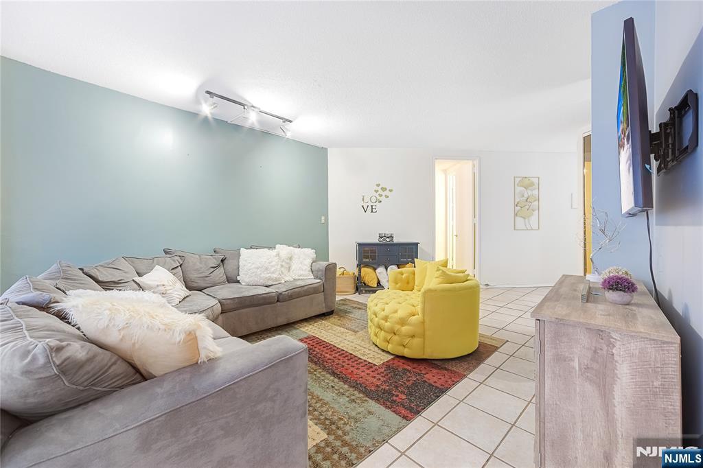 7004 Kennedy Boulevard UNIT 4A, Guttenberg, NJ, 07093