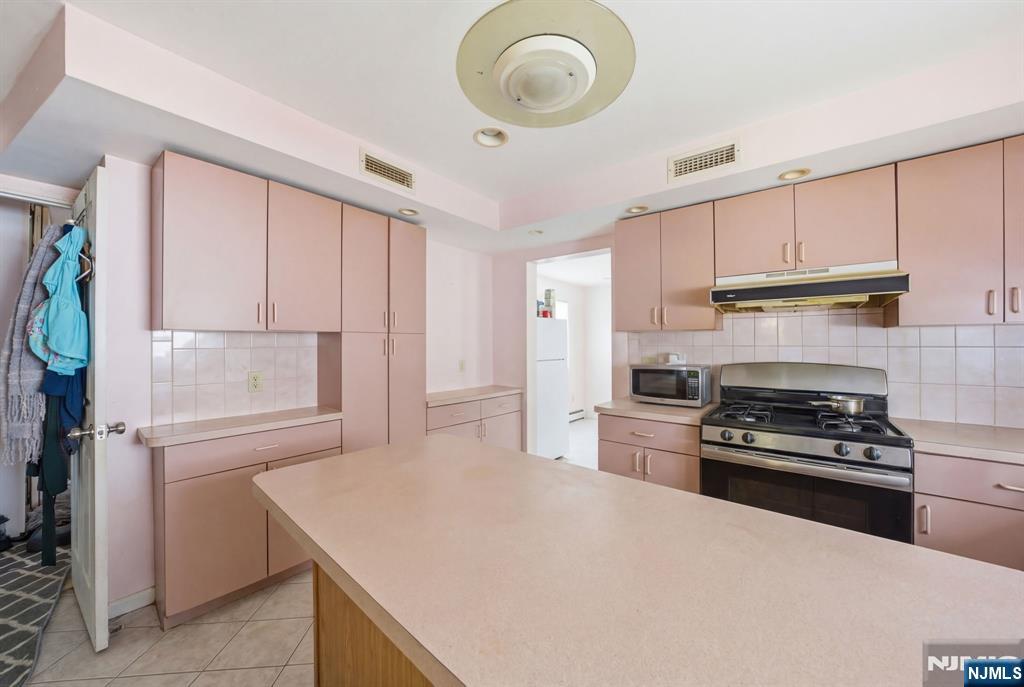 106 Summit Avenue - Photo 3