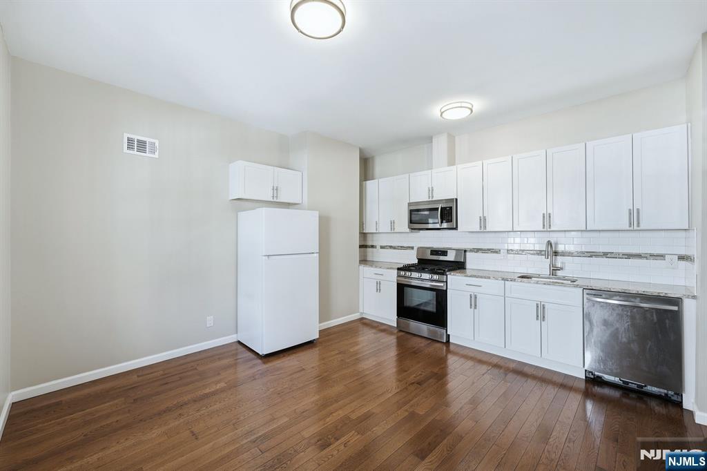 314 W 7th Avenue, Newark, NJ, 07107