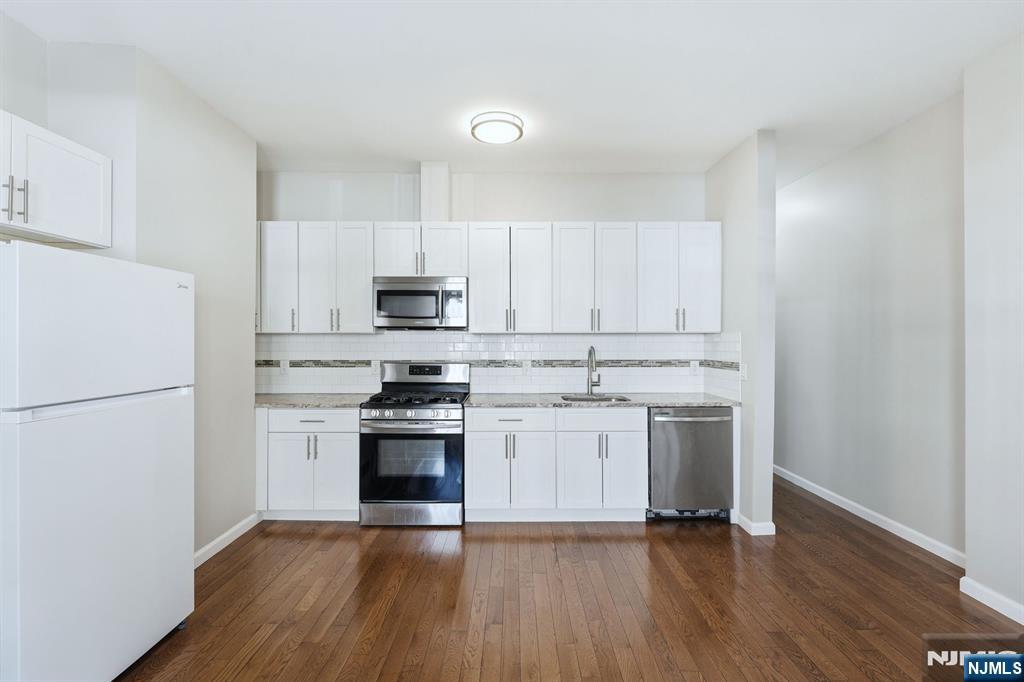 314 W 7th Avenue, Newark, NJ, 07107