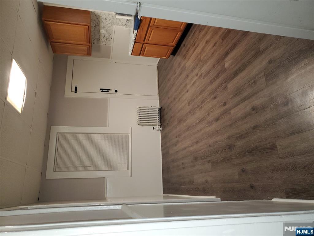 404 6th Street aptA - Photo 1