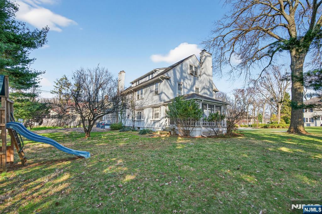 2 Halsey Place - Photo 4