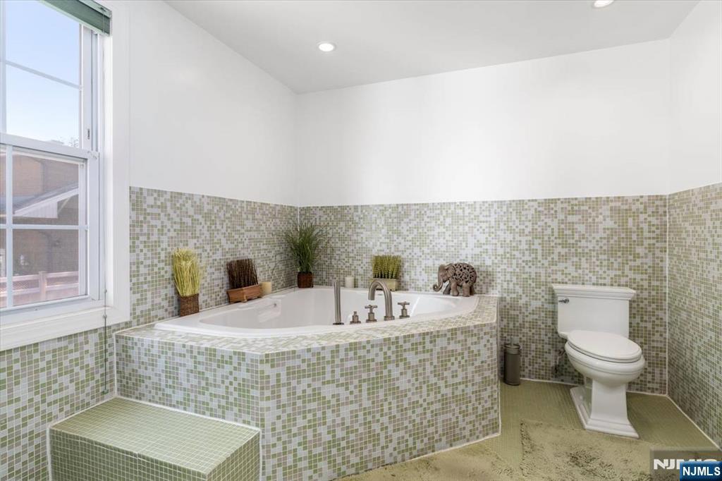 65 Lincoln Avenue — photo 23
