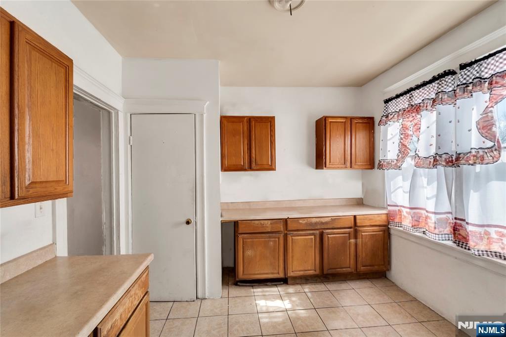 265 Queen Anne Road, Bogota, NJ, 07603