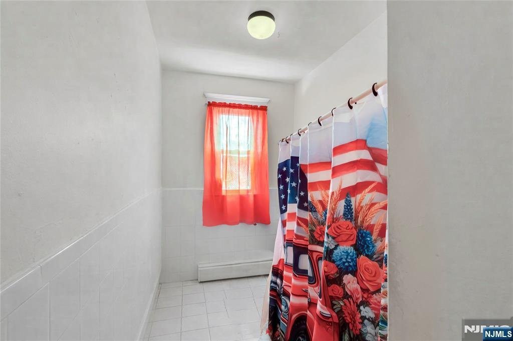 265 Queen Anne Road, Bogota, NJ, 07603