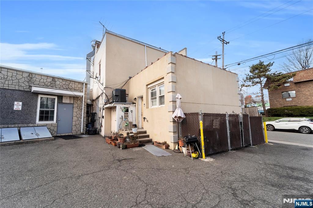 265 Queen Anne Road, Bogota, NJ, 07603