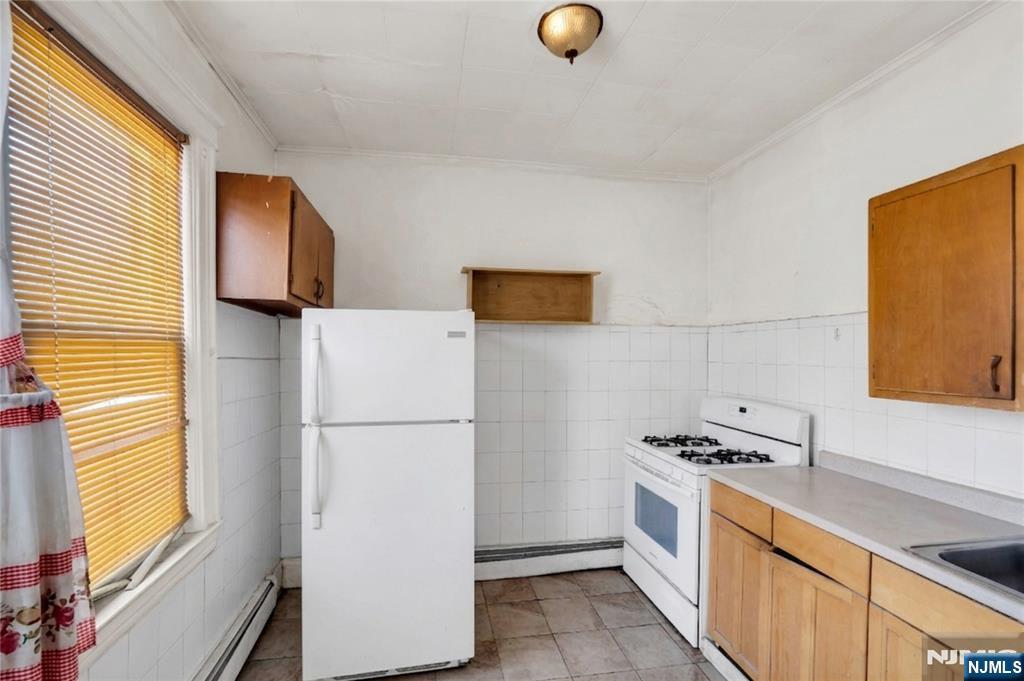 265 Queen Anne Road, Bogota, NJ, 07603