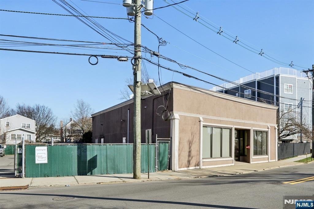 7-9 Ridgefield Avenue - Photo 5
