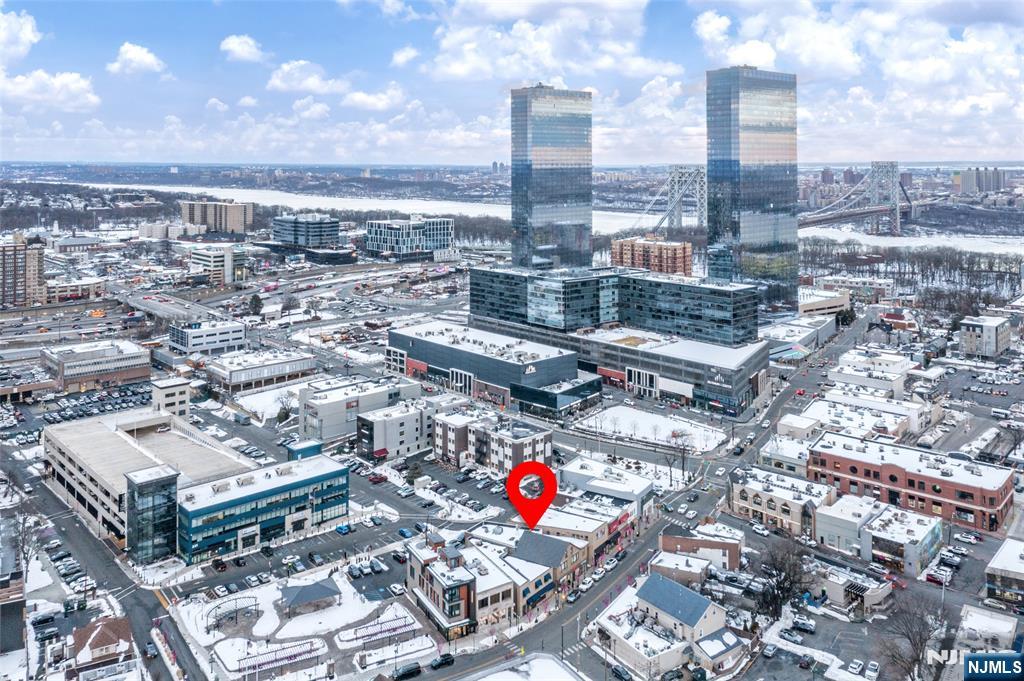 215 Main Street, Fort Lee, NJ, 07024