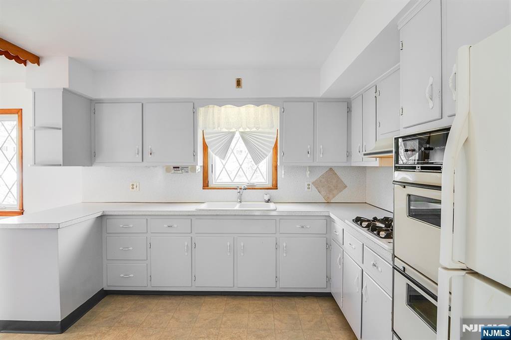 240 Ridge Road