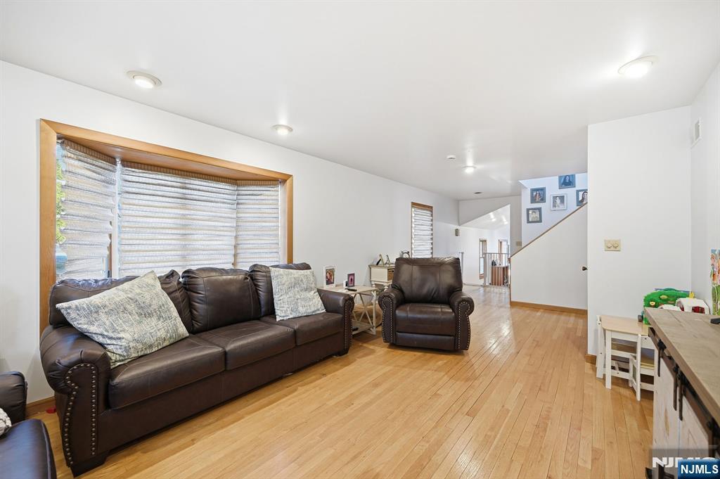 72 Hudson Drive, West Milford, NJ, 07480