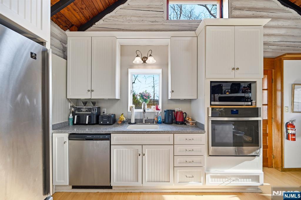 72 Hudson Drive, West Milford, NJ, 07480