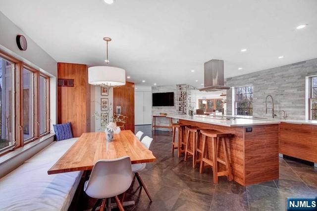 Property View 12