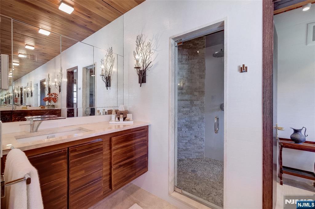 Property View 23