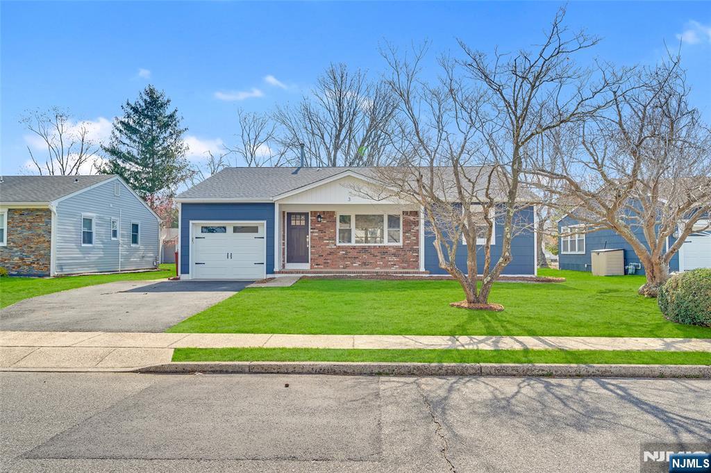 4th image of 3 Pembroke Ln, Toms River, NJ 08757 | MLS# 26010257