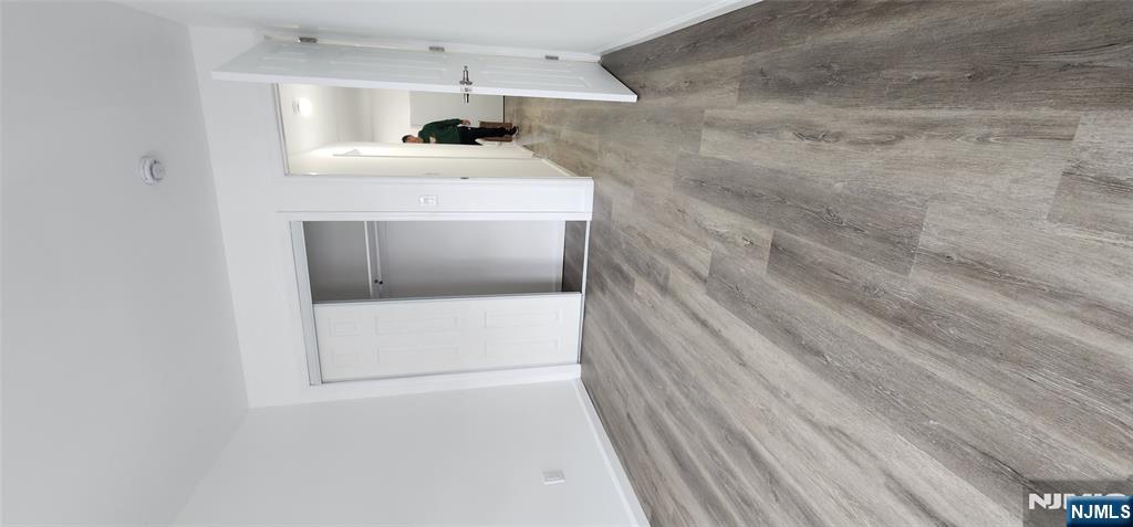 326 Broad Avenue - Photo 3