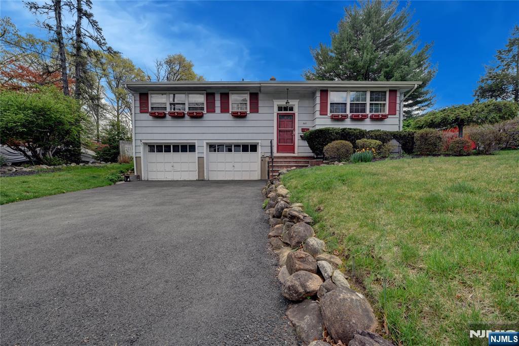 74 Avenue E, Lodi, NJ, 07644