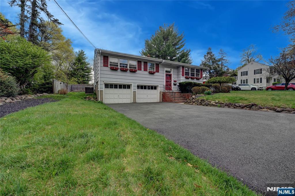 301 Grand Boulevard - Photo 2