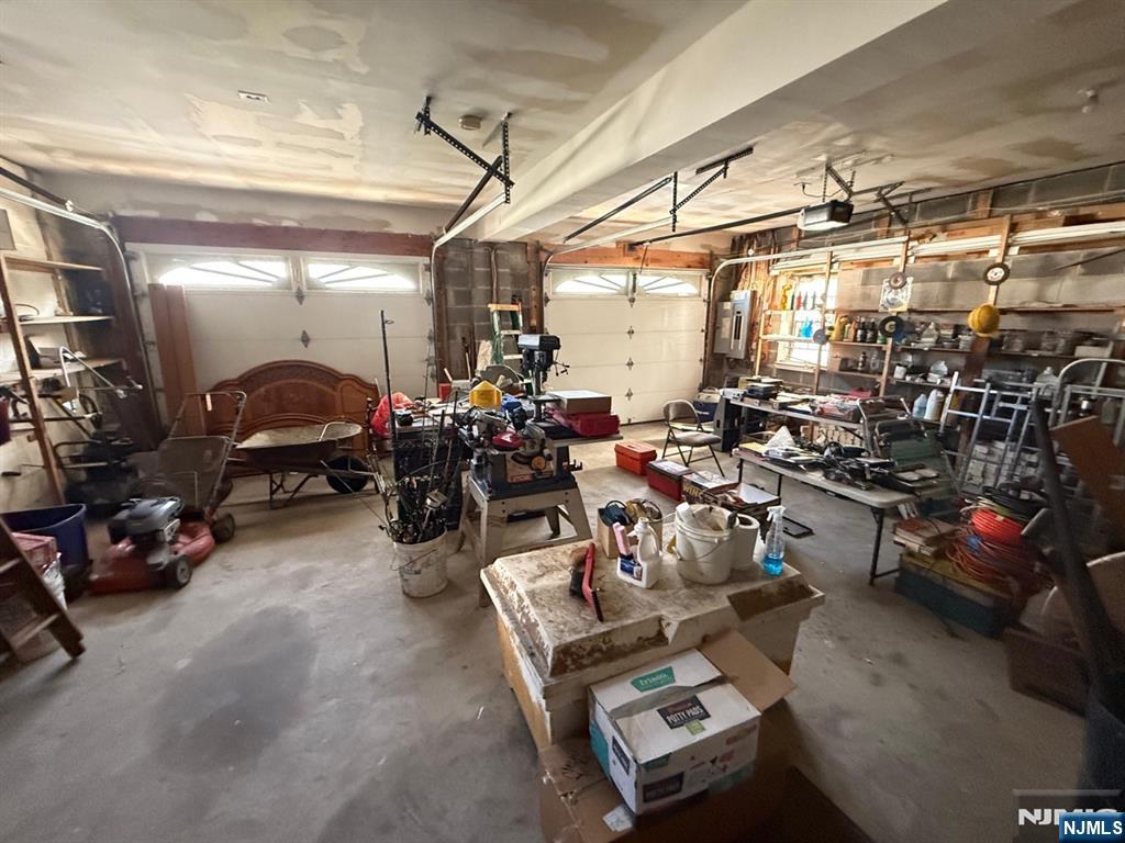 2-02 Fair Lawn Avenue