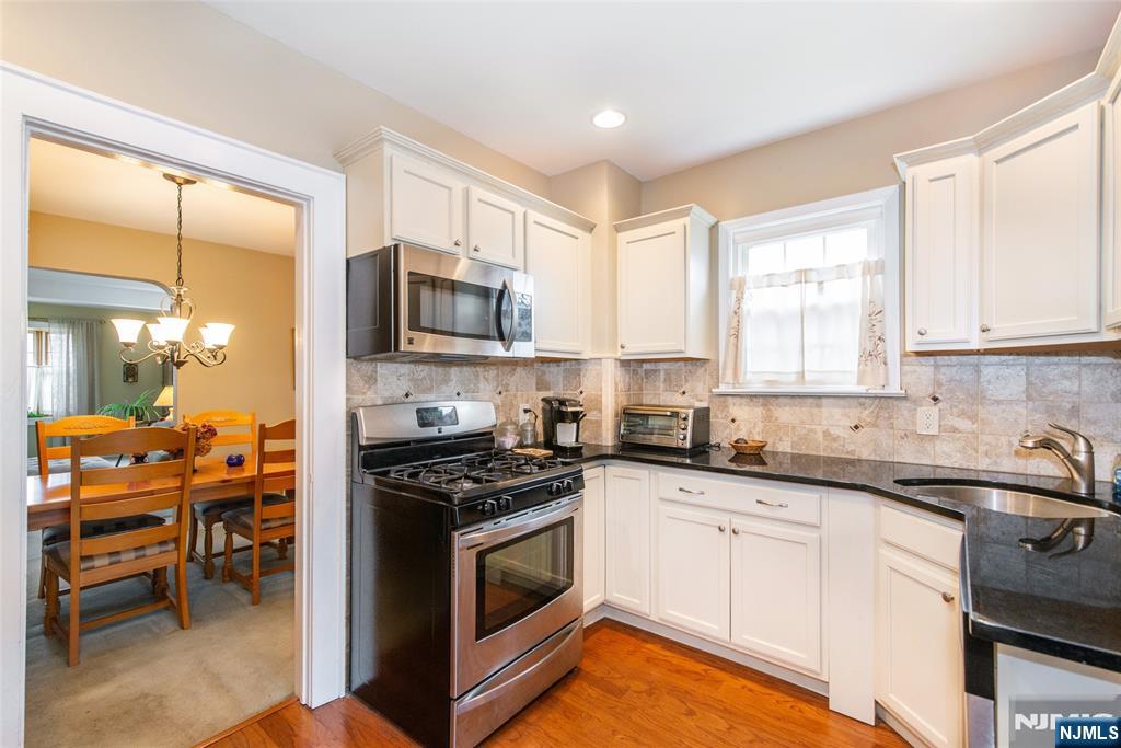 104 Stone Street - Photo 5