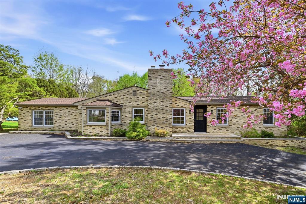 356 North Road - Photo 2