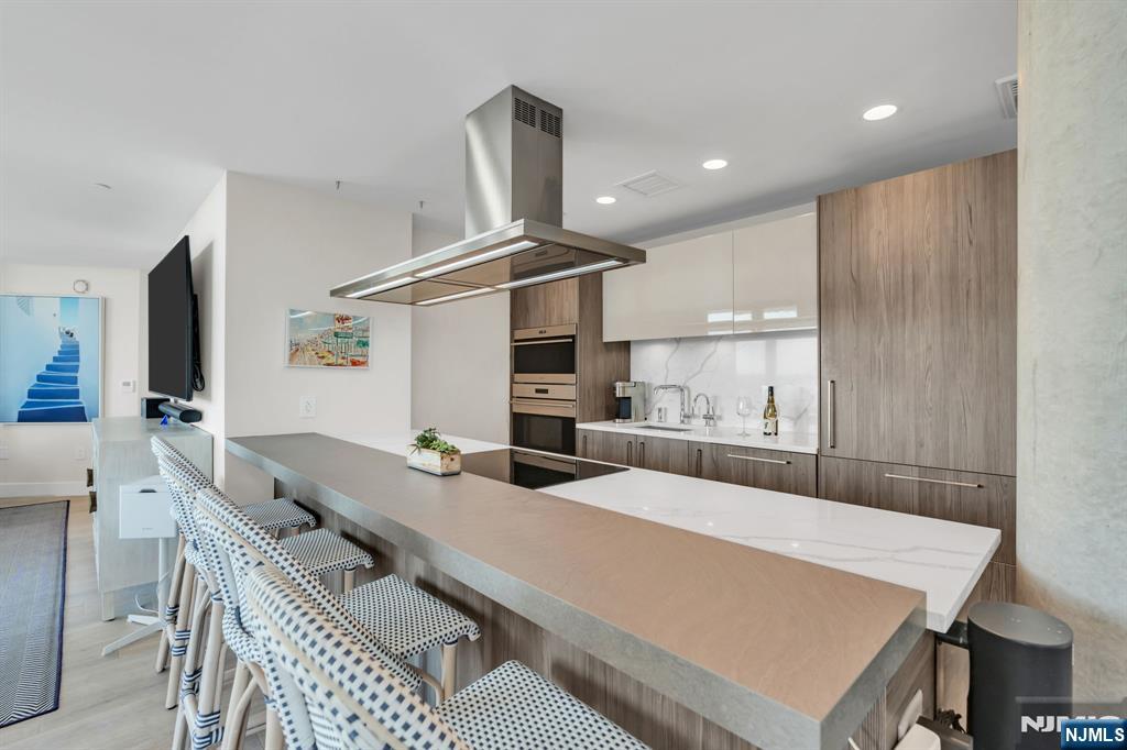 350 Ocean Avenue #603