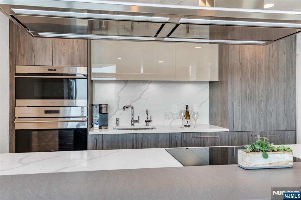 350 Ocean Avenue #603